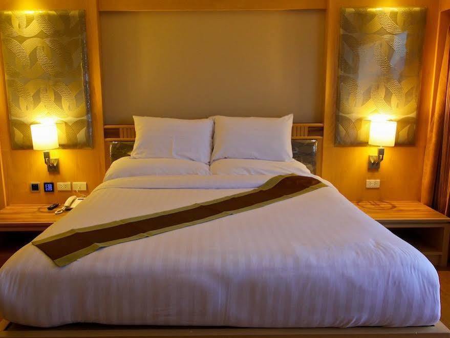 Kitlada Hotel Udonthani Ngoại thất bức ảnh