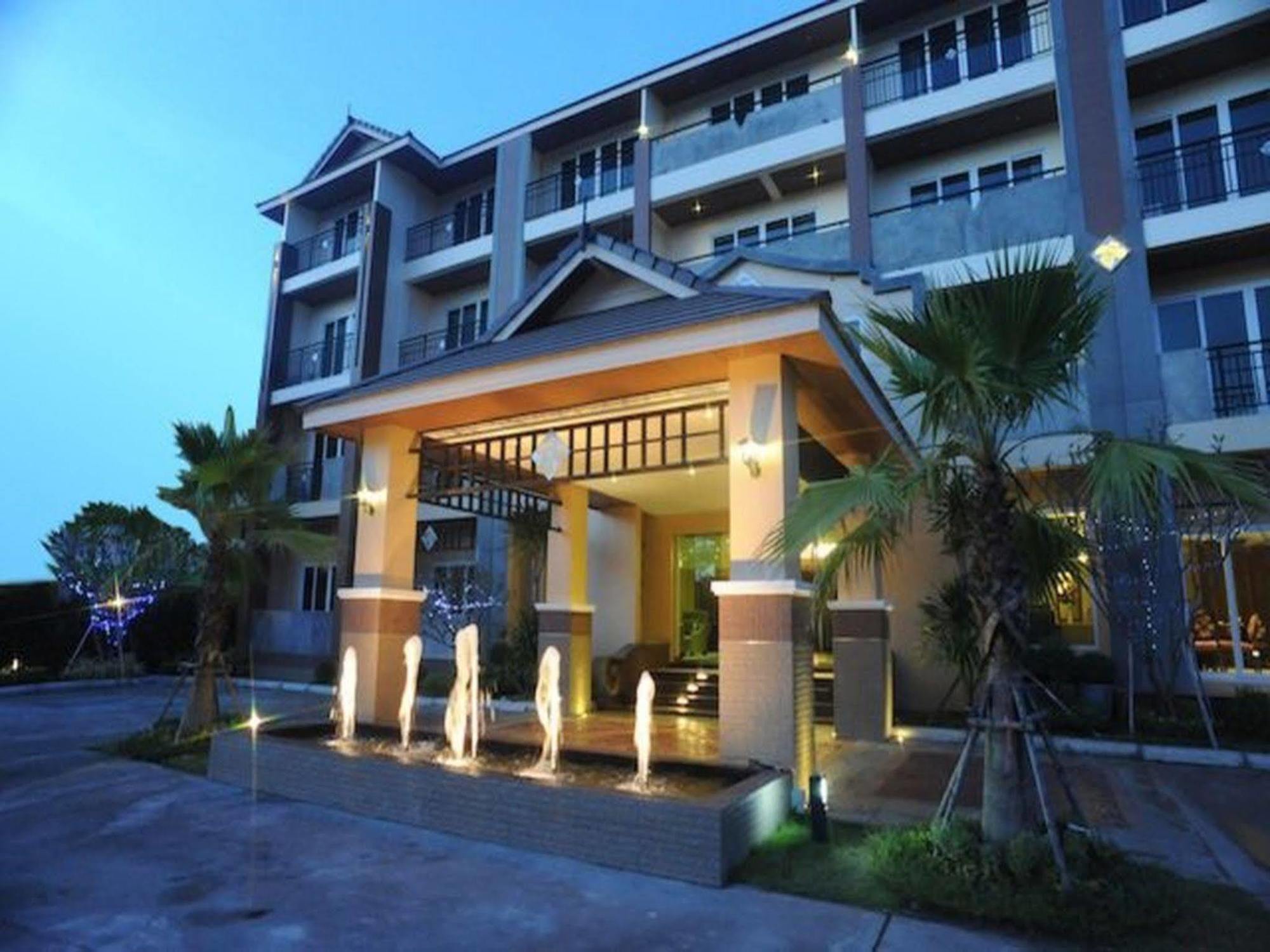 Kitlada Hotel Udonthani Ngoại thất bức ảnh
