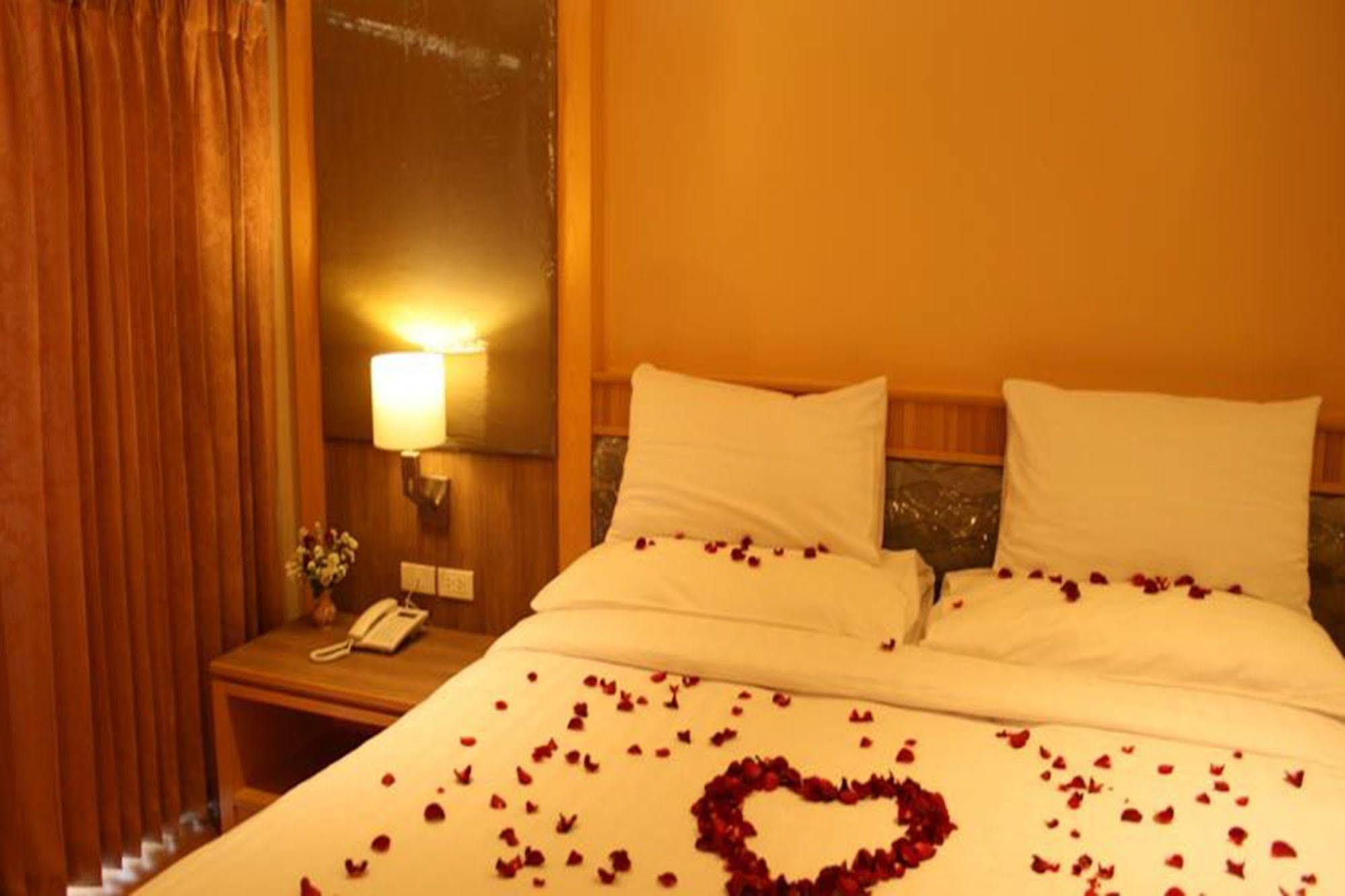 Kitlada Hotel Udonthani Ngoại thất bức ảnh
