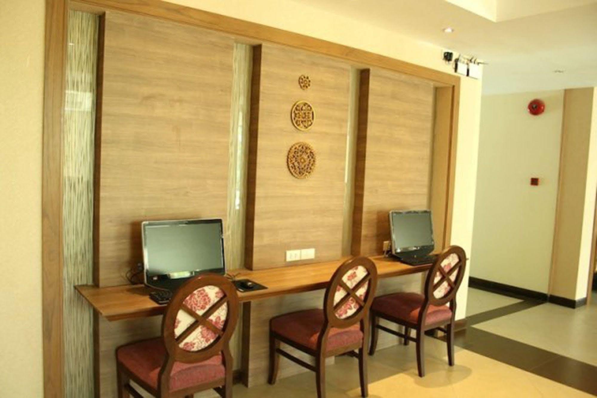 Kitlada Hotel Udonthani Ngoại thất bức ảnh